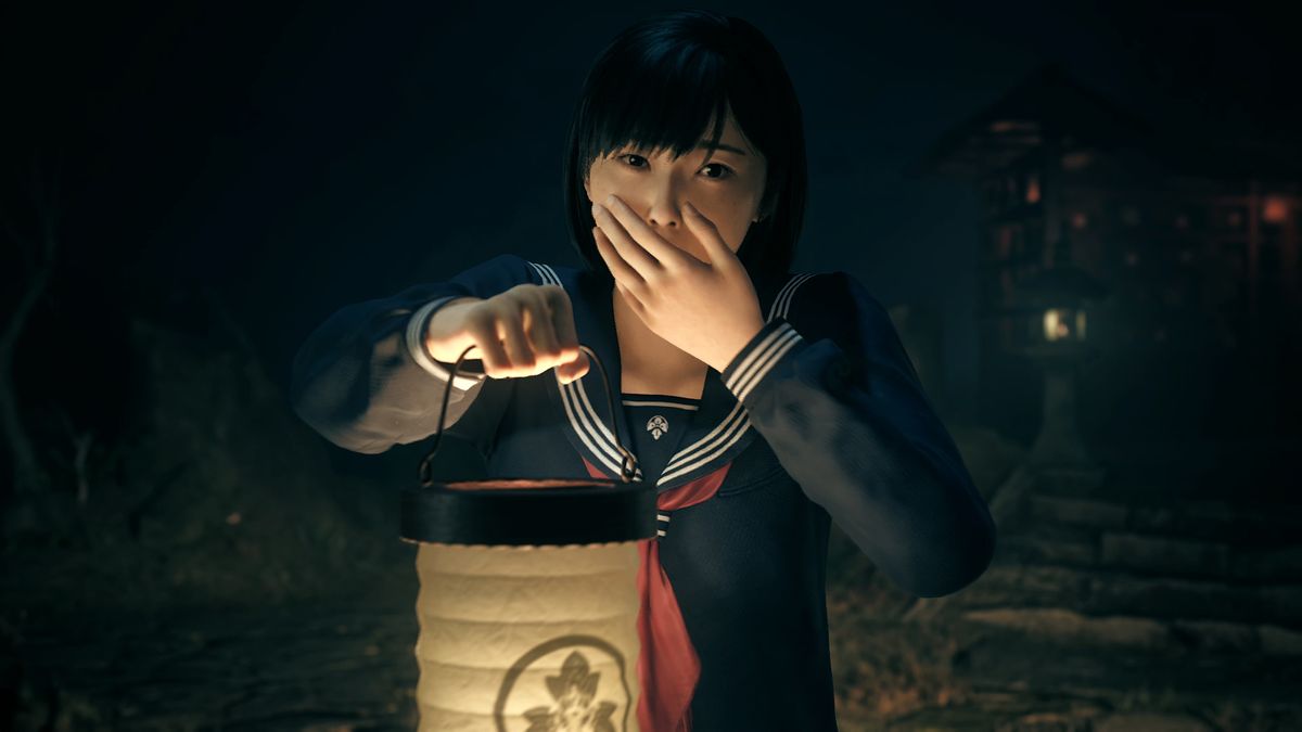 Crítica a Silent Hill f por censura de ropa interior de Hinako