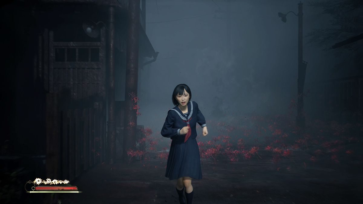 Silent Hill f y su comparación con Silent Hill 2 en análisis internacionales